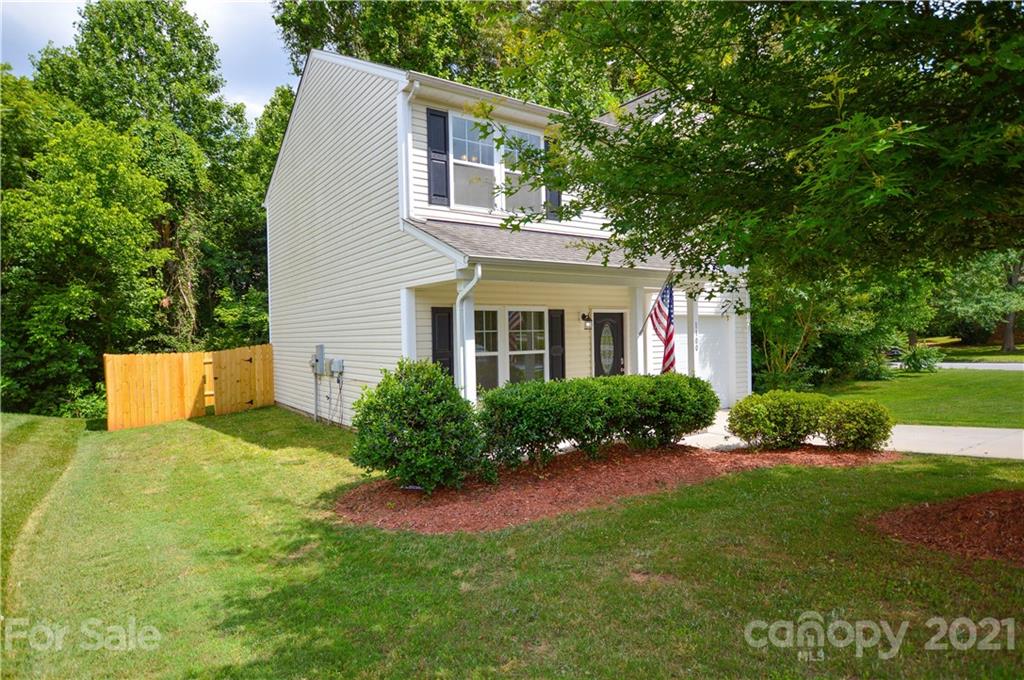 Property image 3 of 1100 Hunter Street in Valleybrook, Statesville, NC 28677