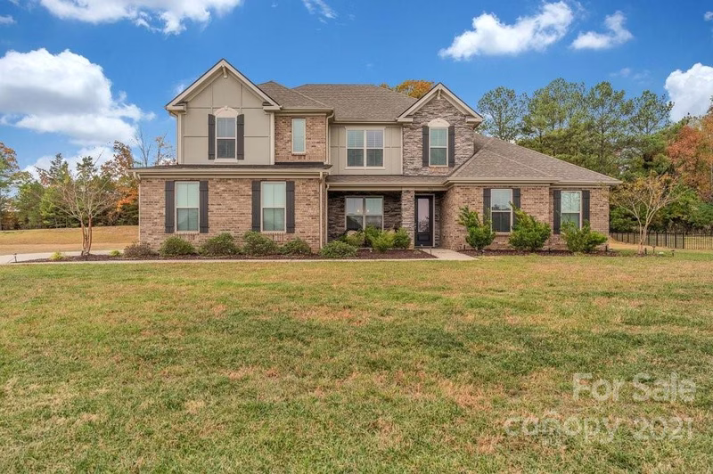 106 Kenna Court