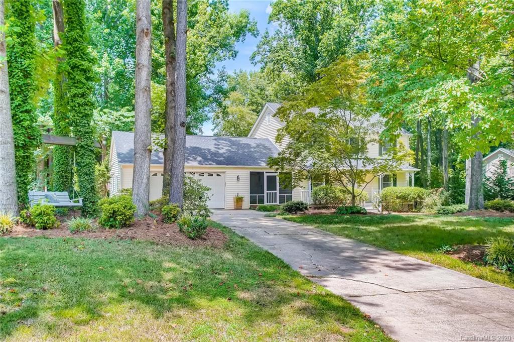 Property image 3 of 1216 Honeybee Trail in Old Orchard, Fort Mill, SC 29715