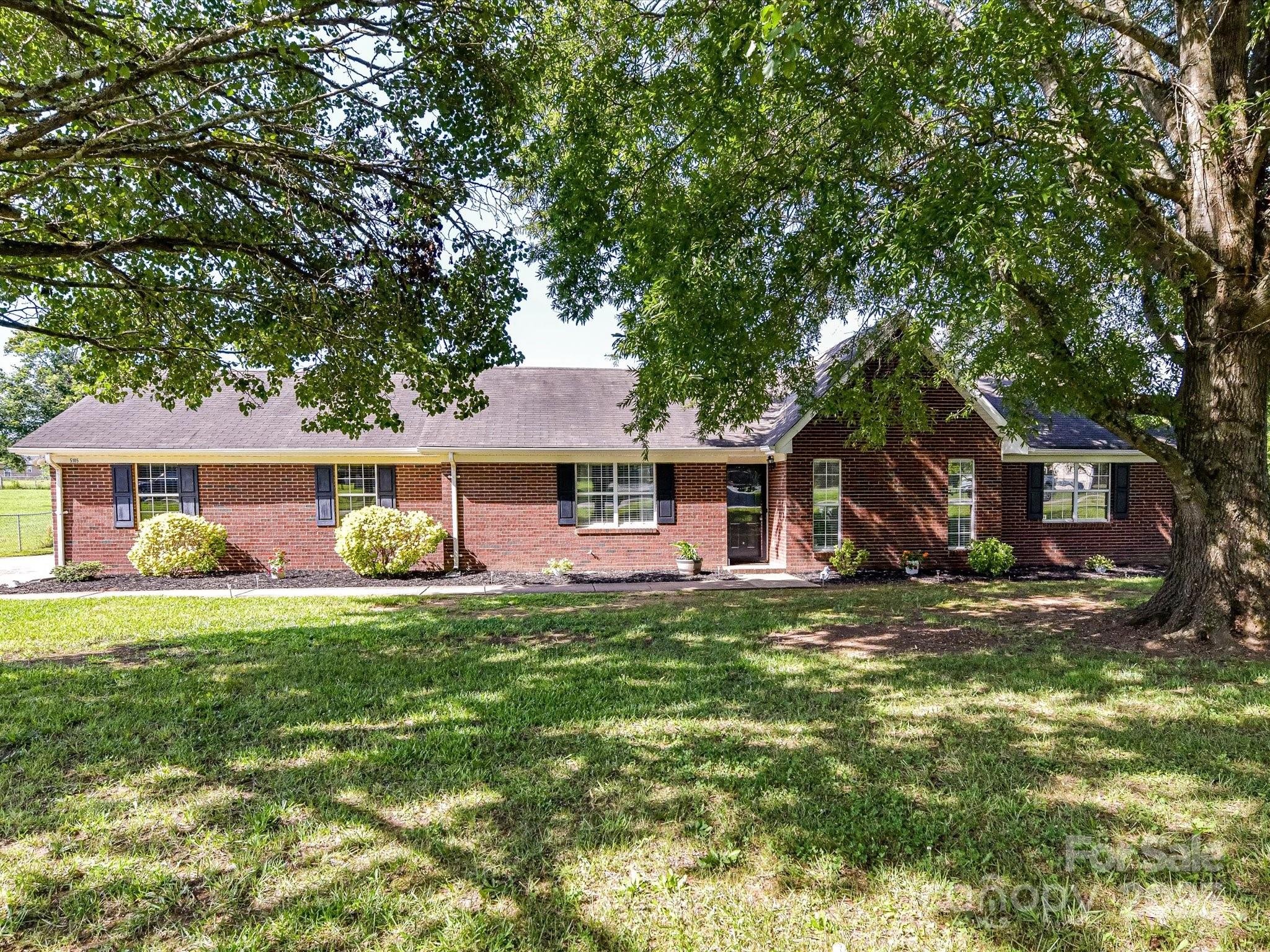 Property image 4 of 5105 Hampton Meadows Road in Hampton Meadows, Monroe, NC 28110