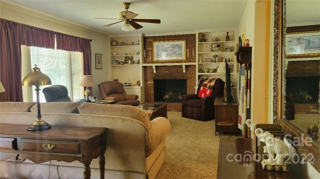 Property image 4 of 1289 Huckleberry Drive in Hillcrest Acres, Lincolnton, NC 28092