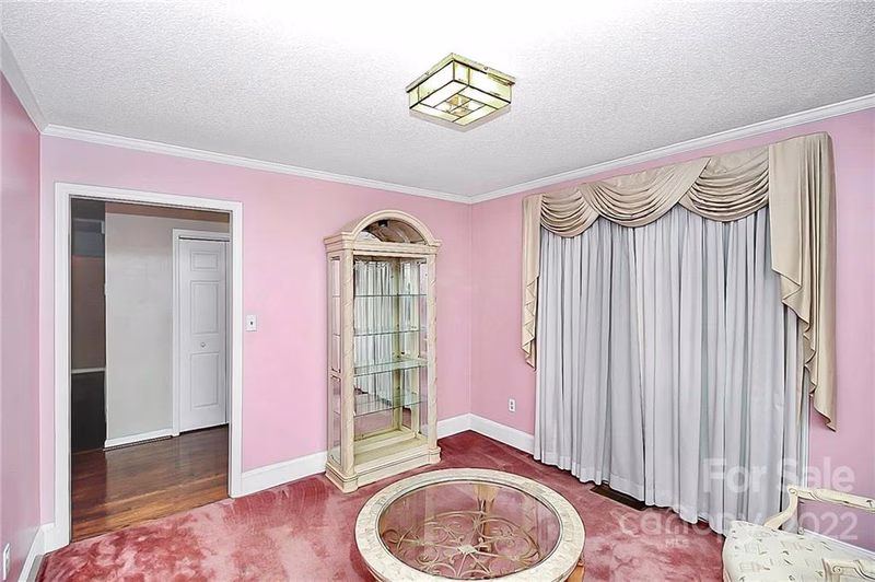 Property image 5 at 5601 Hollirose Drive, Charlotte, NC 28227