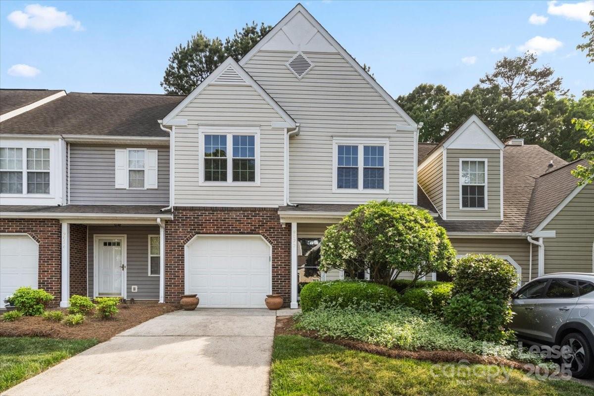 Property image 2 of 9022 Roseton Lane in Southgate Commons, Charlotte, NC 28277