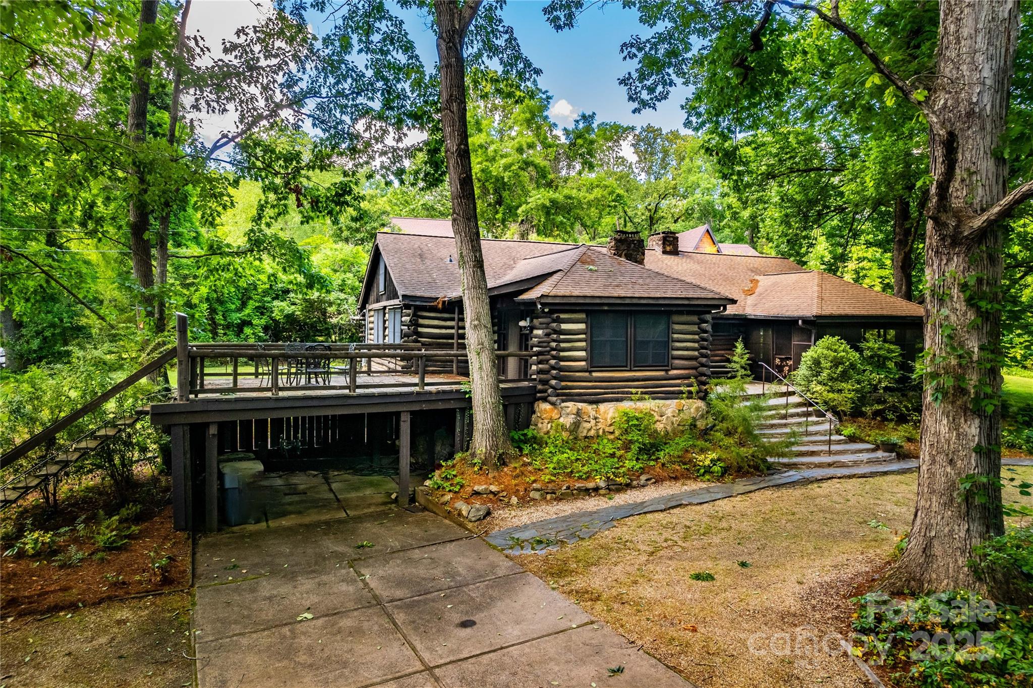 Property image 2 of 6510 Sharon Hills Road in Sharon Hills, Charlotte, NC 28210