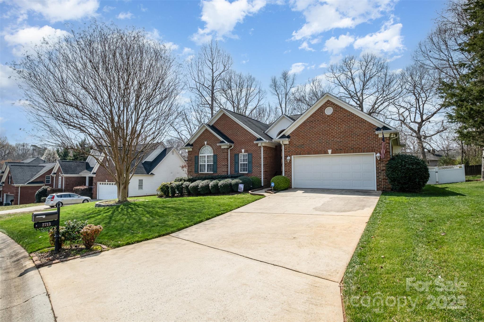 Property image 3 of 2713 Firethorn Court in Cypress Pointe, Gastonia, NC 28056