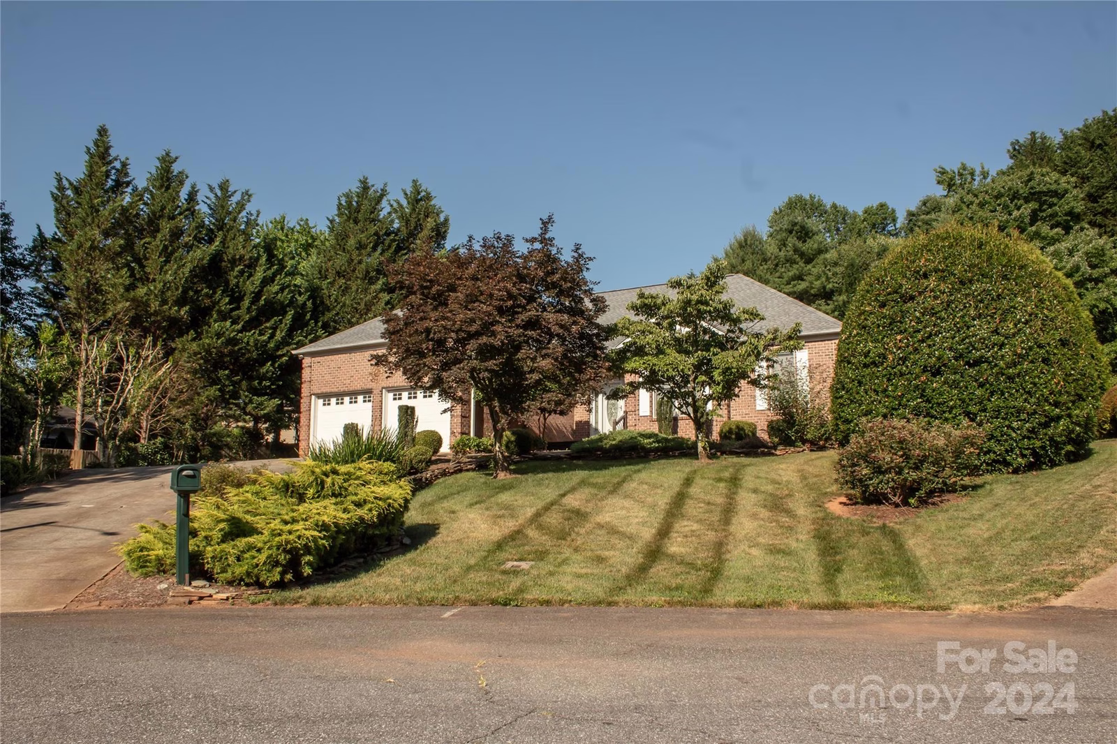 Property image 1 at 1740 7th Street Lane, Hickory, NC 28602