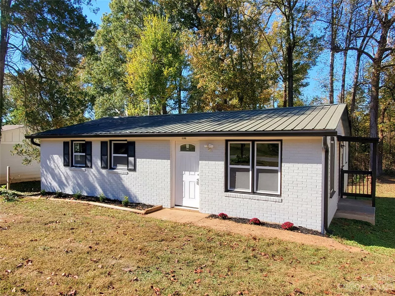 Property image 2 at 1146 Rita Avenue, Statesville, NC 28677