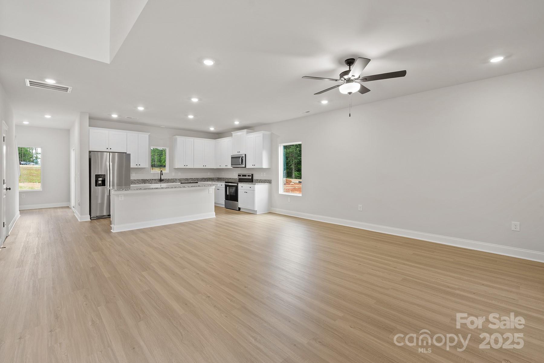 Property image 3 of 3468 Saddlebred Drive in Stagecoach Station, Gastonia, NC 28052