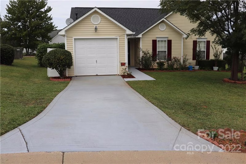 5902 Coral Ridge Lane