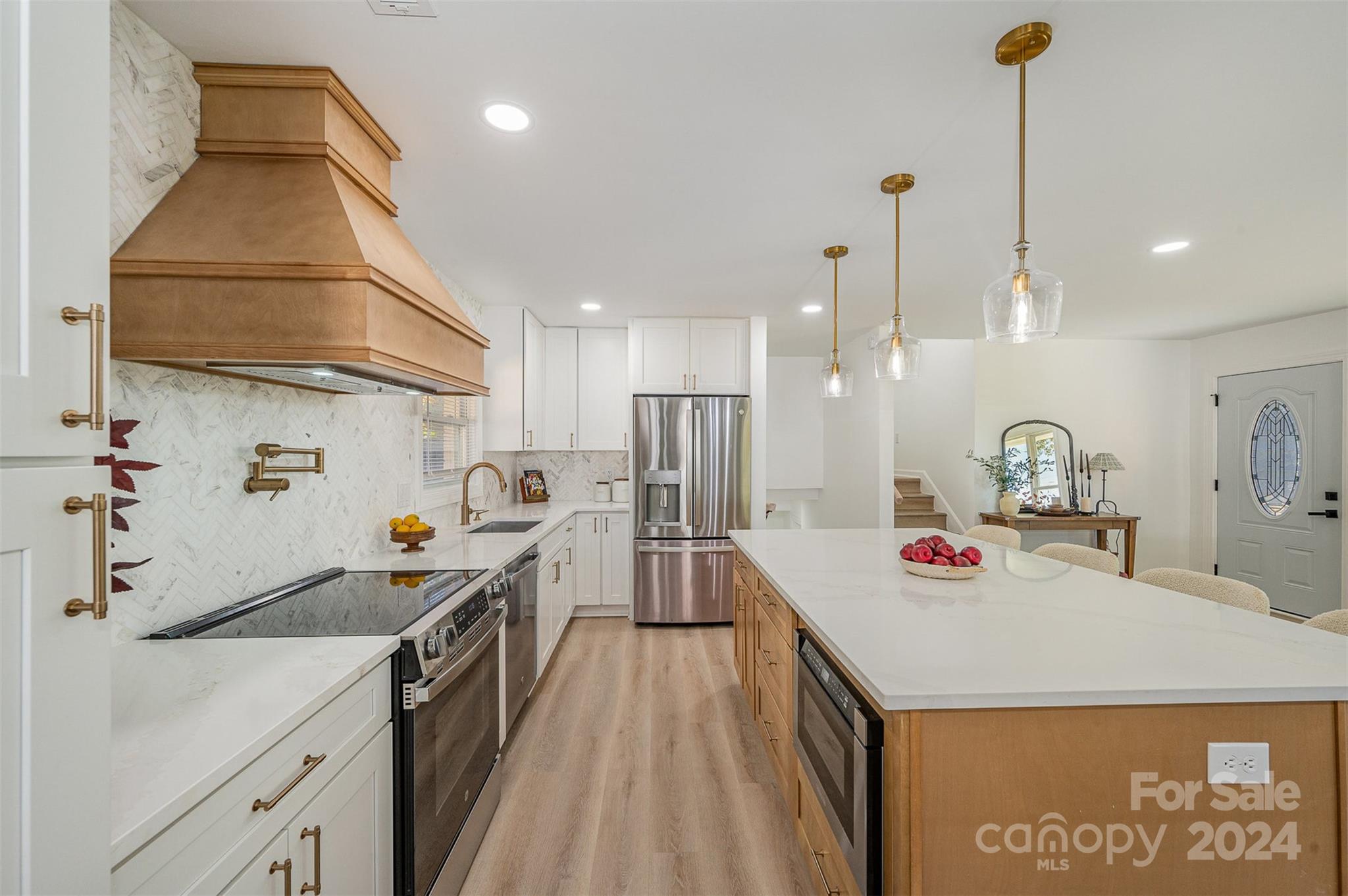 Property image 4 of 1815 Edgewater Drive in Starmount, Charlotte, NC 28210