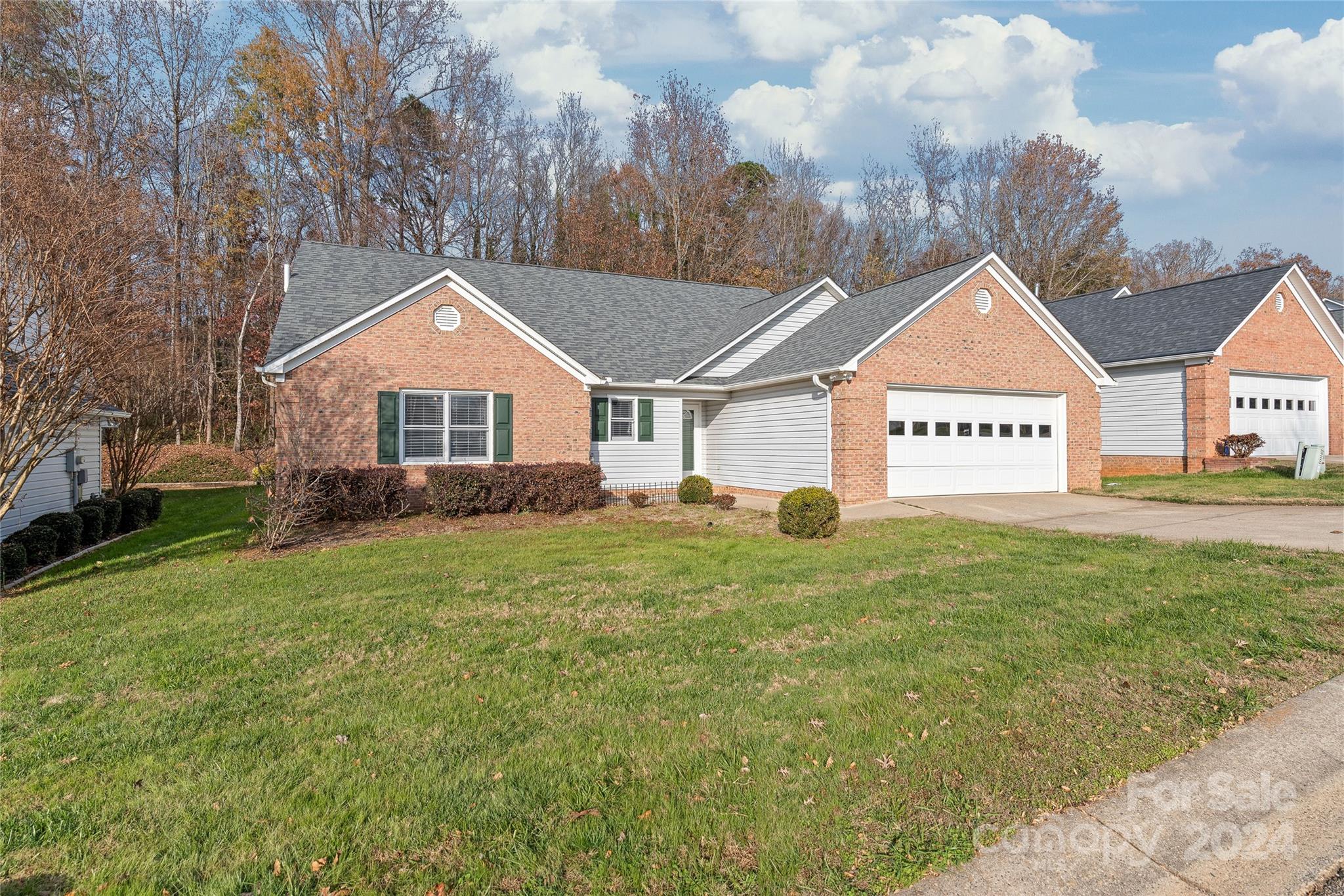Property image 2 of 914 Hidden Creek Circle in Hidden Creek, Salisbury, NC 28147