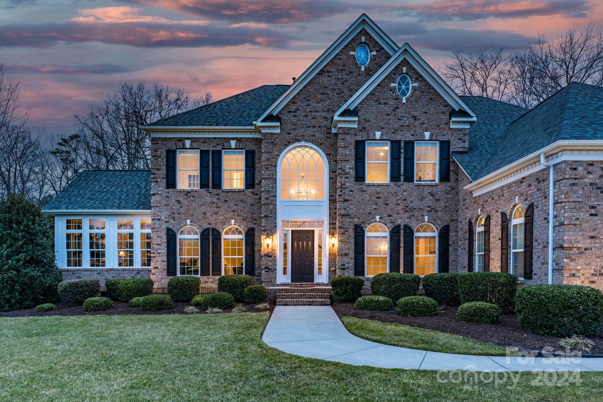 Property image 2 of 7101 Yellowhorn Trail in Weddington Trace, Waxhaw, NC 28173