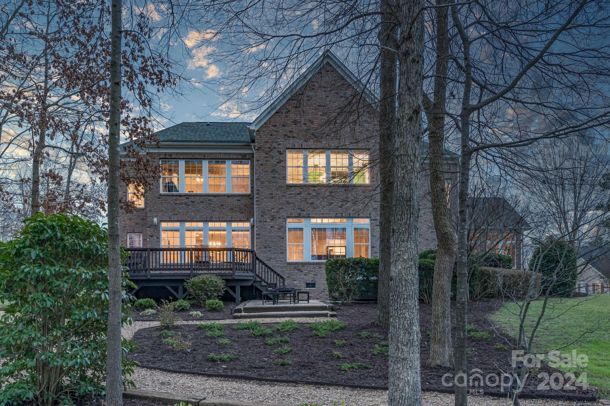 Property image 4 of 7101 Yellowhorn Trail in Weddington Trace, Waxhaw, NC 28173