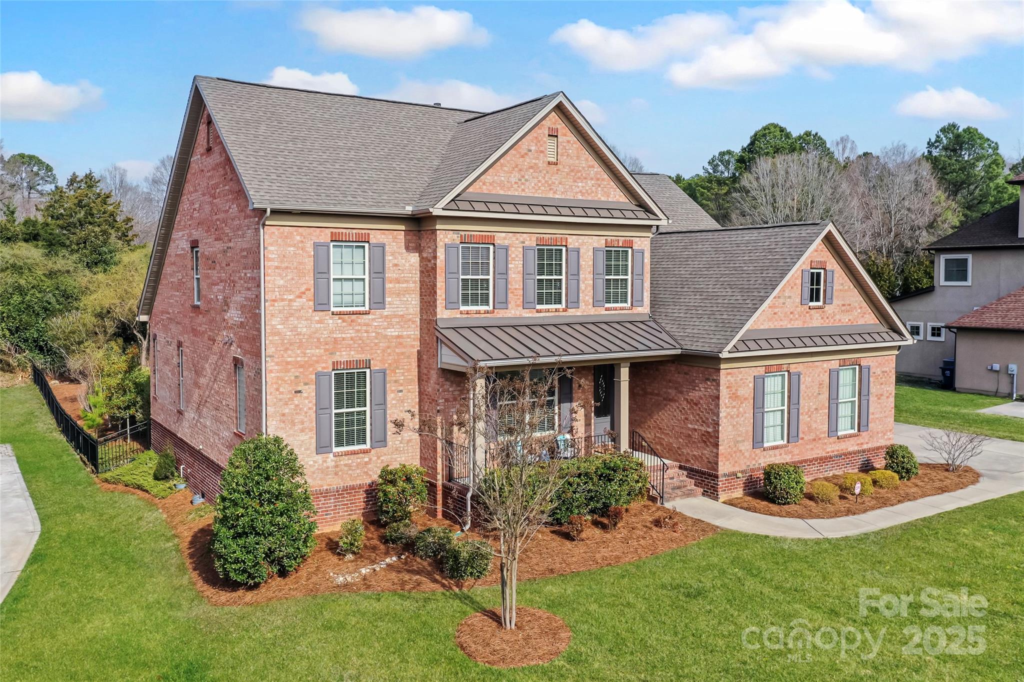 Property image 3 of 900 Crooked River Drive in Weddington Trace, Waxhaw, NC 28173