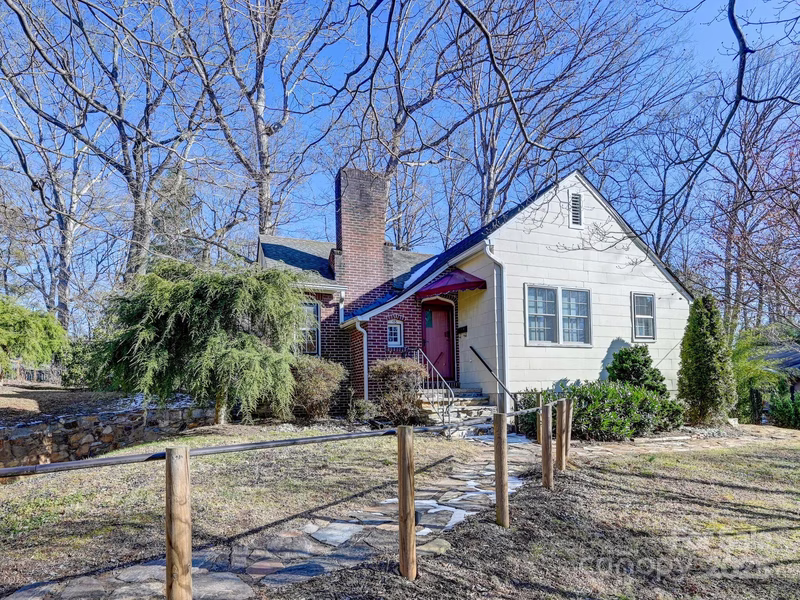 Property image 2 at 48 Westover Drive, Asheville, NC 28801