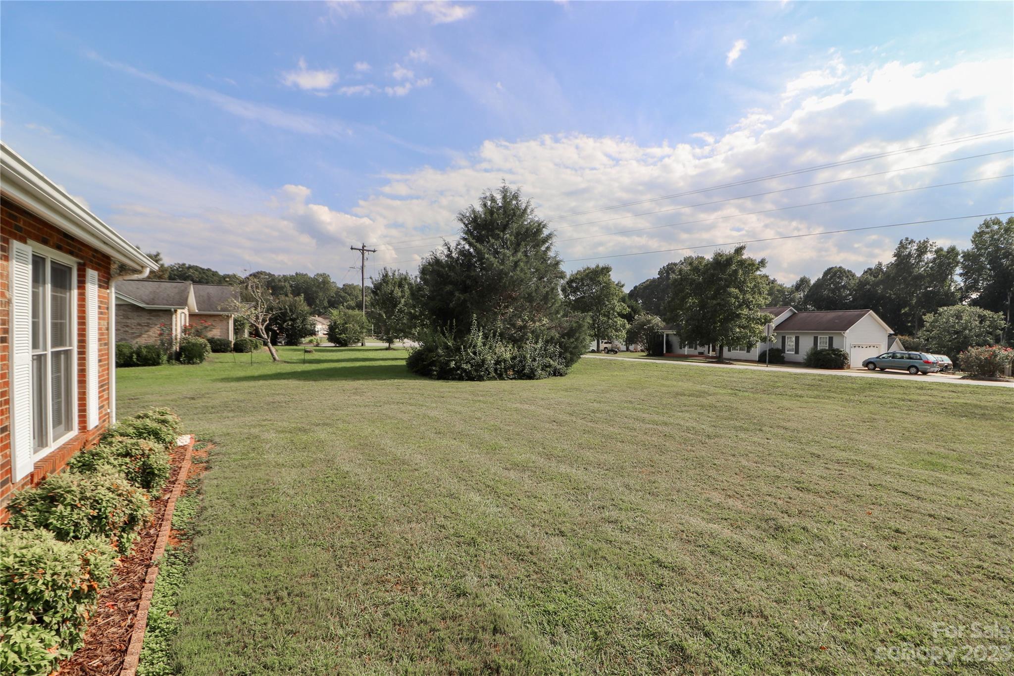 Property image 3 of 3848 River Road in Melrose Place, Hickory, NC 28602