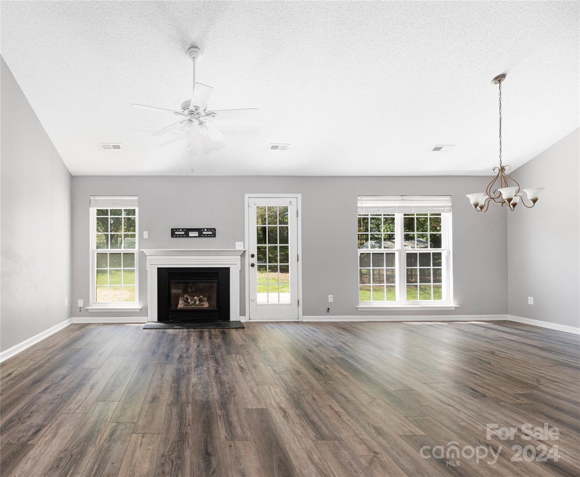 Property image 2 of 12508 Cumberland Crest Drive in Covington, Huntersville, NC 28078