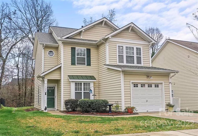 1525 Hammond Drive