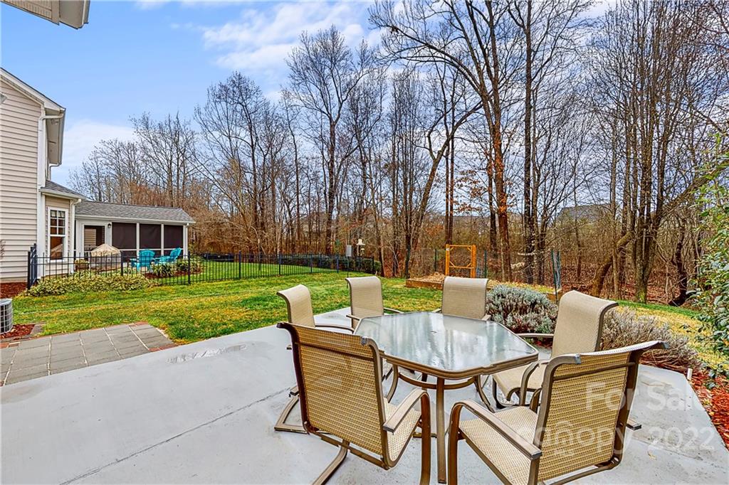 Property image 4 of 1525 Hammond Drive in Callonwood, Stallings, NC 28104