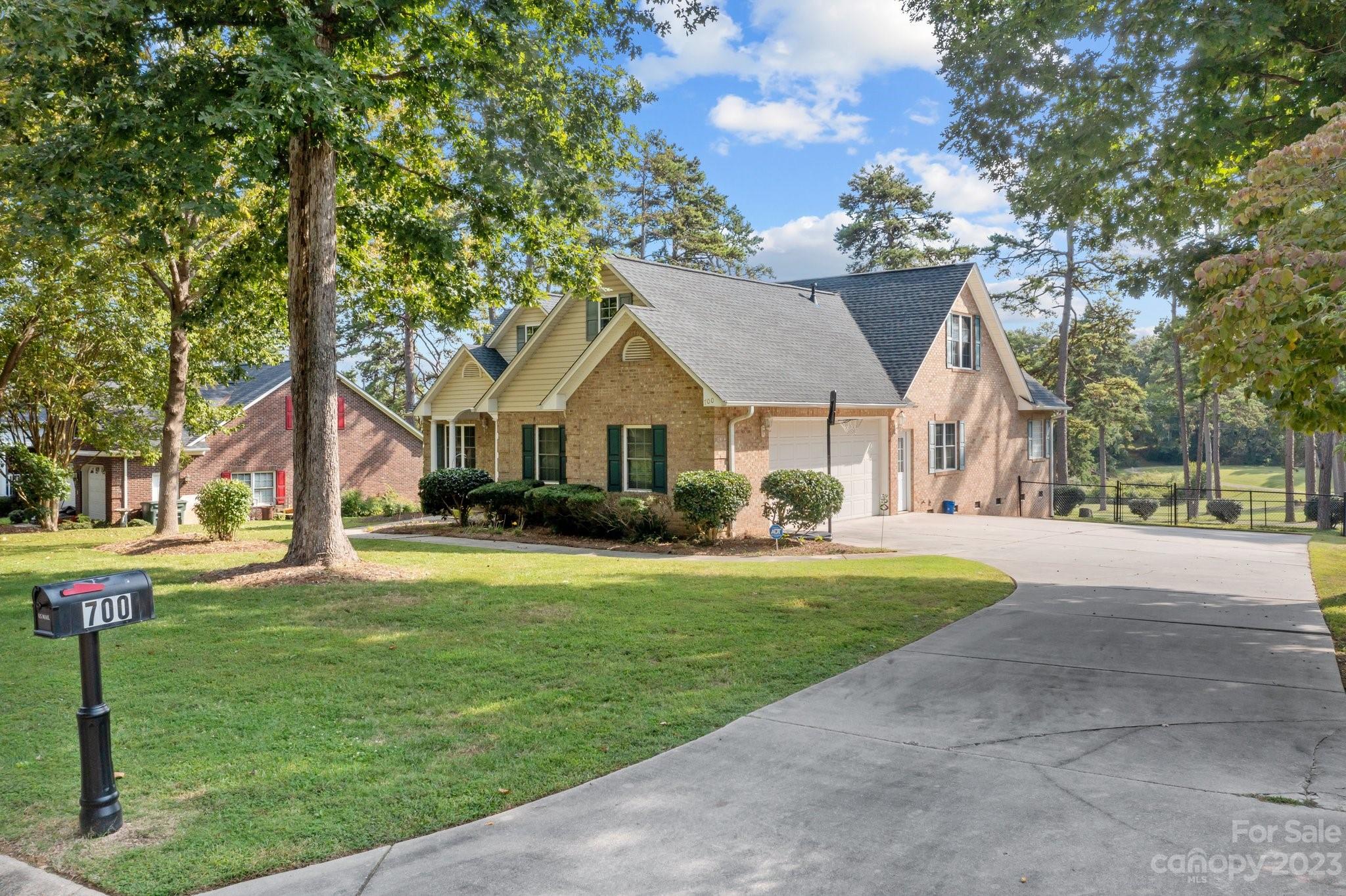 Property image 5 of 700 Wildwood Drive in Corbin Hills, Salisbury, NC 28146