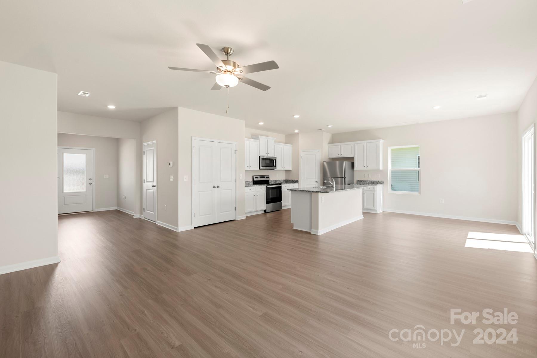 Property image 3 of 3524 Clover Valley Drive in Stagecoach Station, Gastonia, NC 28052