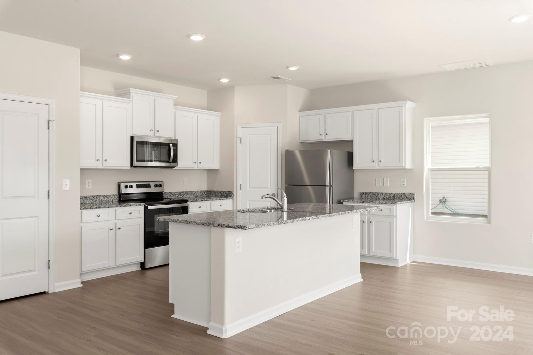 Property image 4 of 3524 Clover Valley Drive in Stagecoach Station, Gastonia, NC 28052