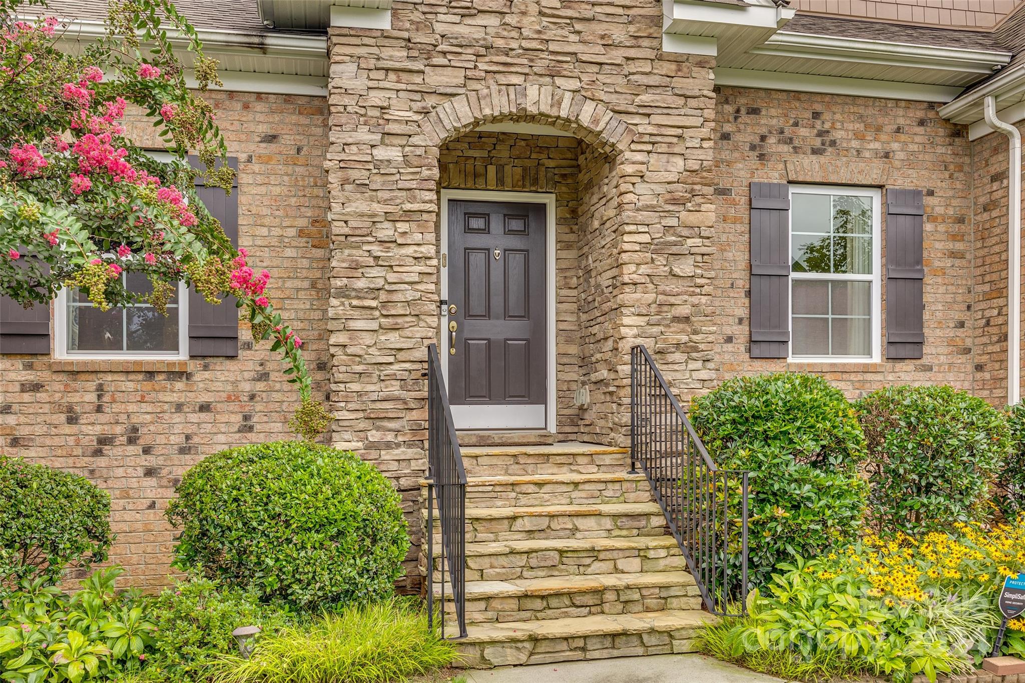 Property image 2 of 2206 Madeira Circle in Tuscany, Waxhaw, NC 28173