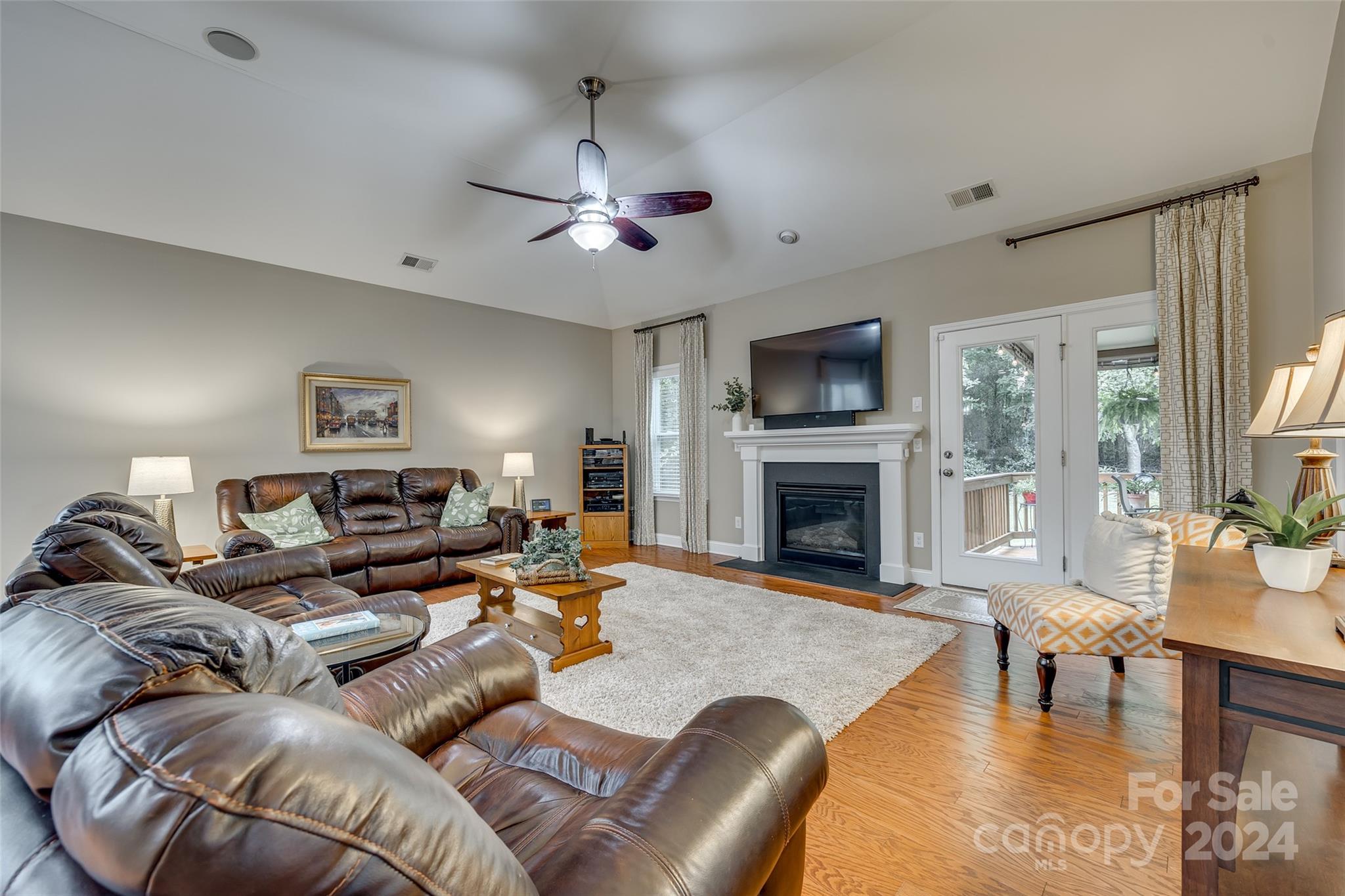 Property image 4 of 2206 Madeira Circle in Tuscany, Waxhaw, NC 28173