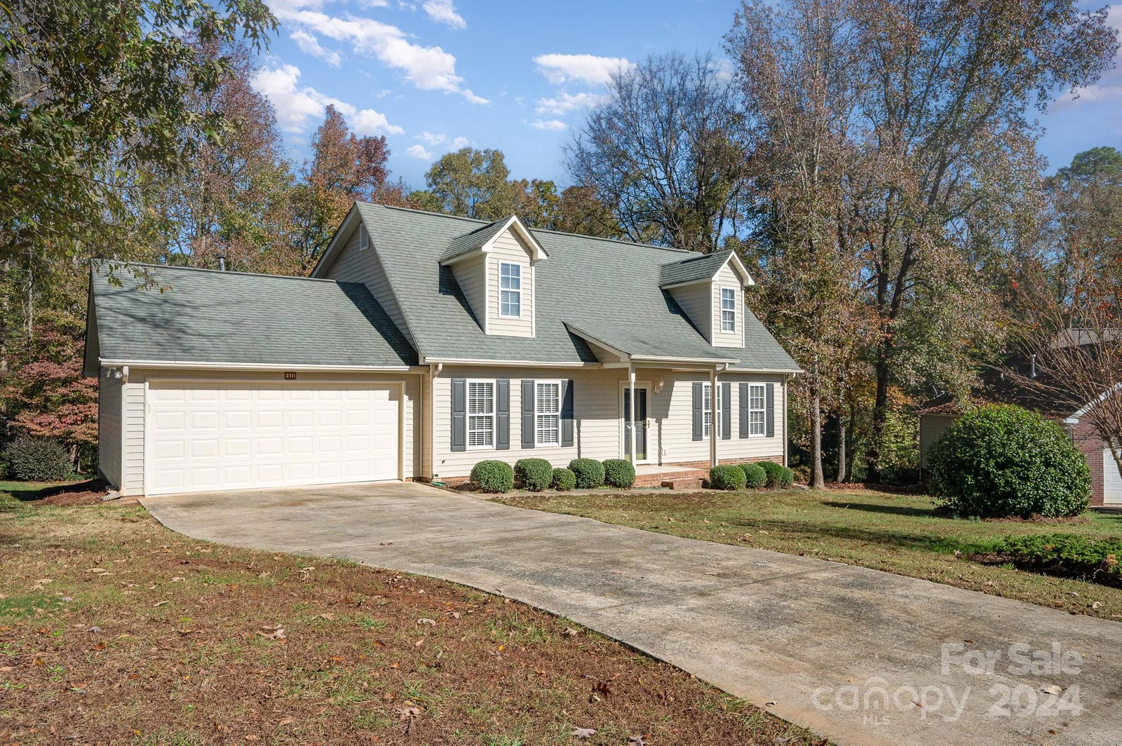 Property image 1 at 2111 Westminster Lane, Matthews, NC 28104