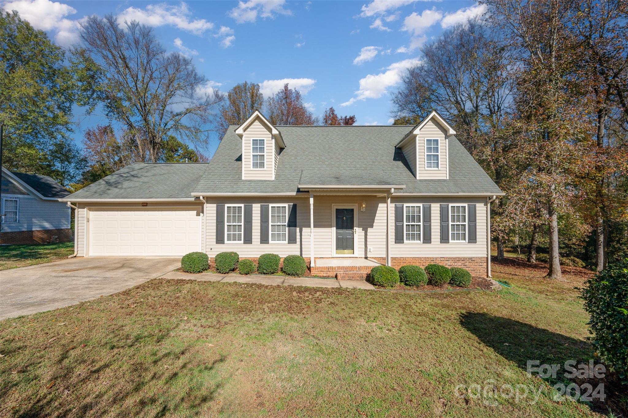Property image 2 of 2111 Westminster Lane in Buckingham, Matthews, NC 28104
