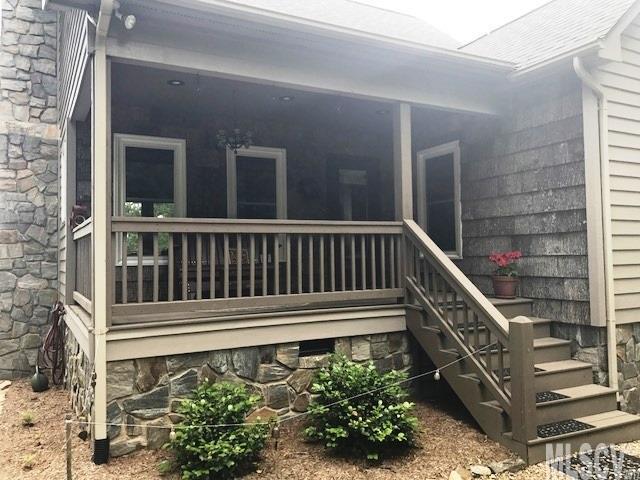 Property image 2 of 5076 Bear Run in Highland Meadows, Lenoir, NC 28645