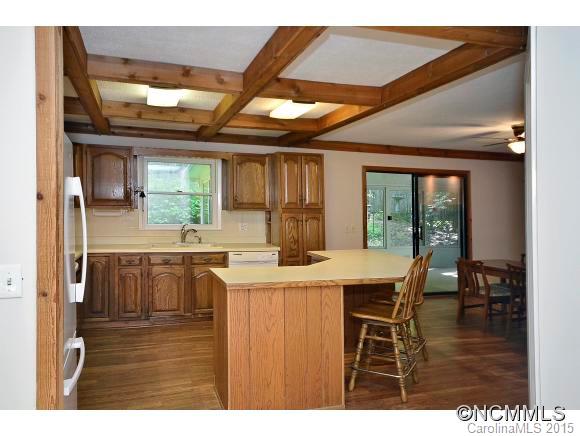 Property image 4 of 27 Kentwood Lane in Blue Ridge Overlook, Pisgah Forest, NC 28768