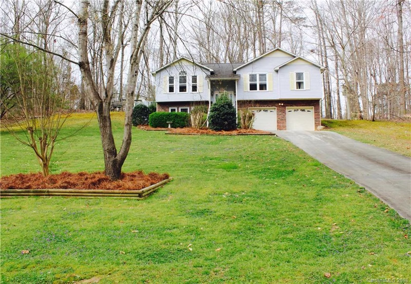 230 Brook Circle