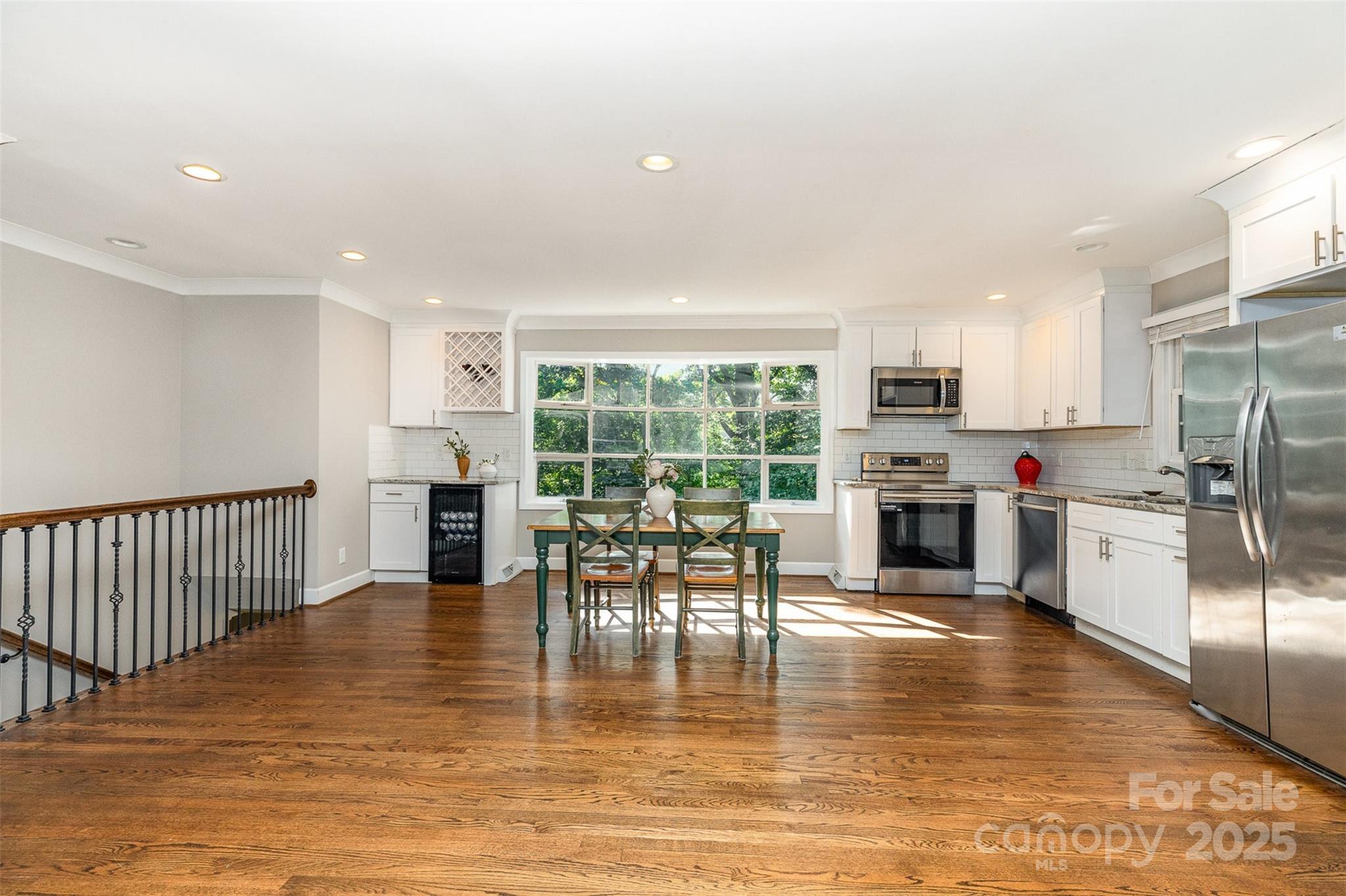 Property image 4 of 6935 Woodstock Drive in Starmount, Charlotte, NC 28210