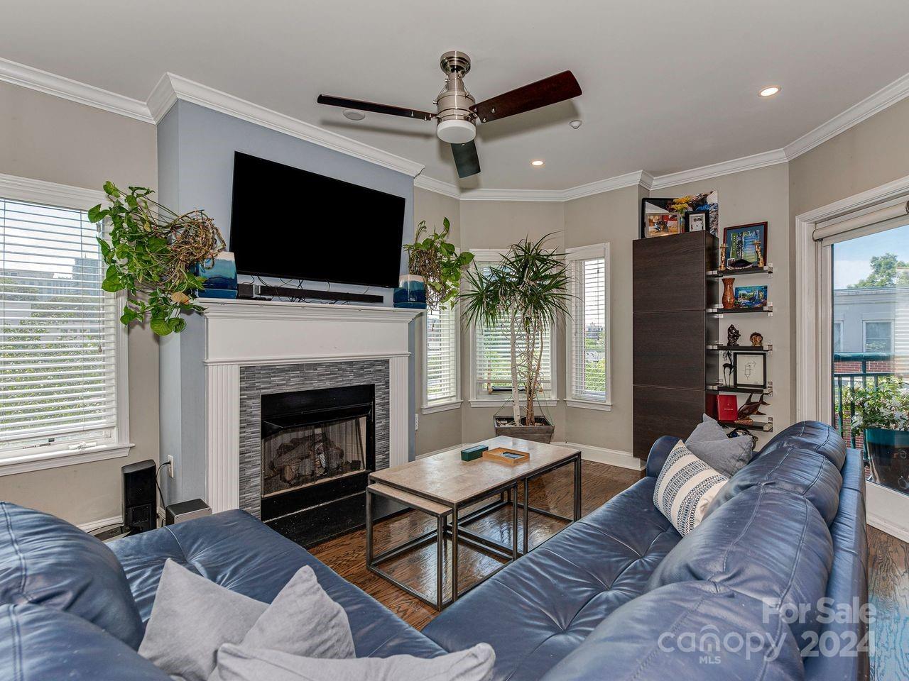 Property image 3 of 401 Church Street in Jefferson Square, Charlotte, NC 28202