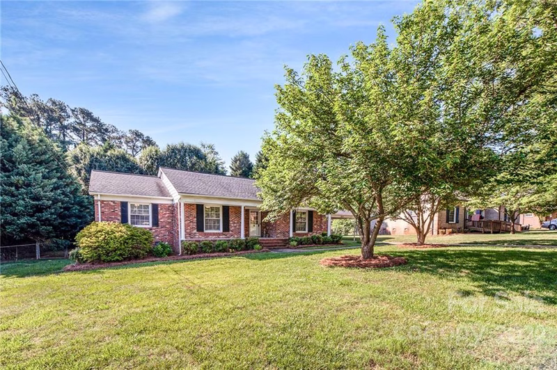 Property image 4 at 2617 Shaw Avenue, Gastonia, NC 28054