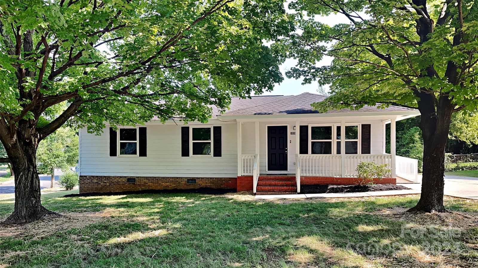 Property image 1 at 1020 Fontana Avenue, Charlotte, NC 28206