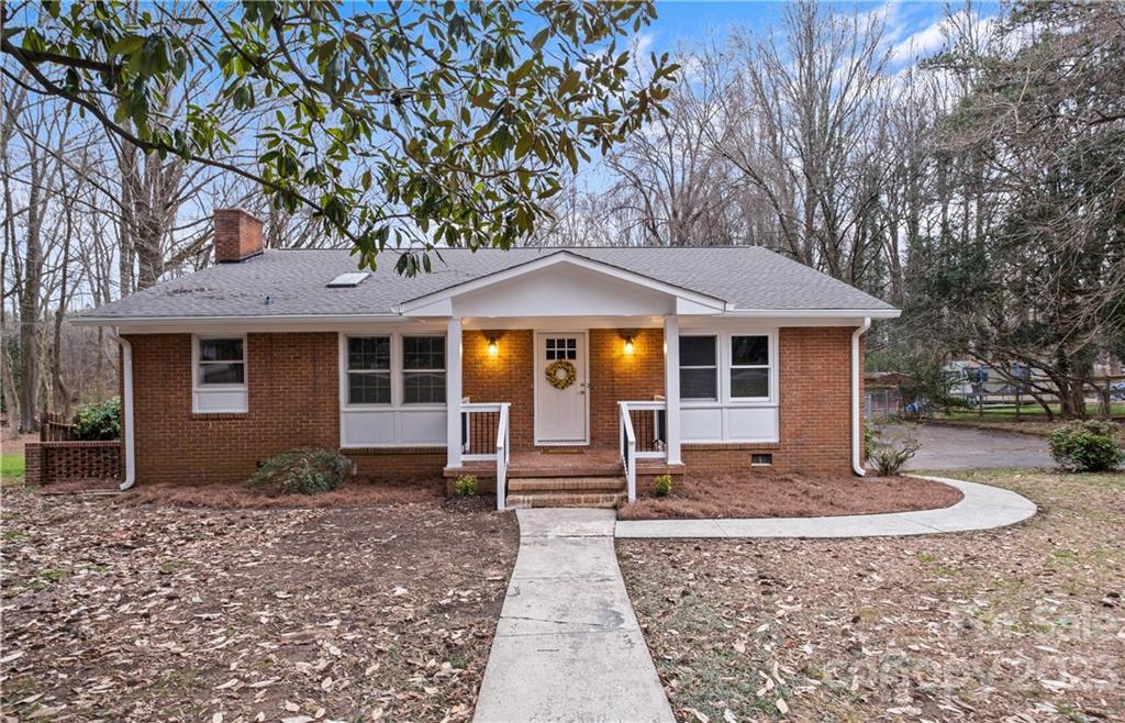 Property image 3 of 1410 Colonial Drive in Milford Hills, Salisbury, NC 28144