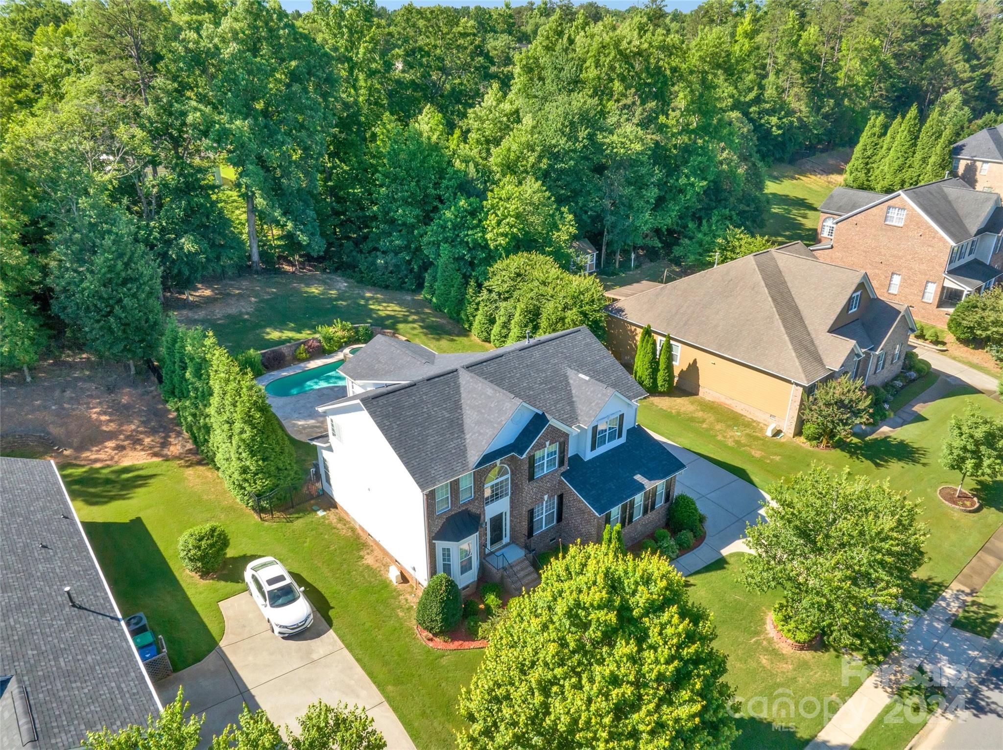 Property image 4 of 2208 Madeira Circle in Tuscany, Waxhaw, NC 28173