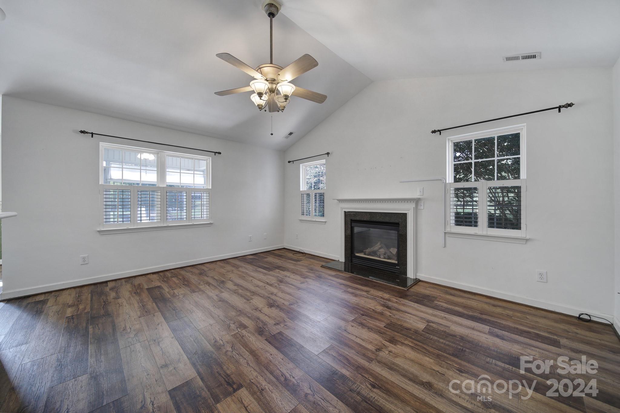 Property image 3 of 162 Ashwood Lane in The Villages at Oak Tree, Mooresville, NC 28117