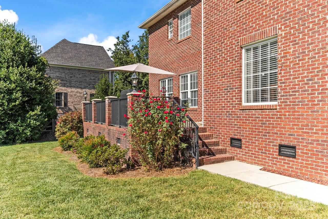 Property image 4 of 119 Polo Drive in Country Club Hills, Salisbury, NC 28144
