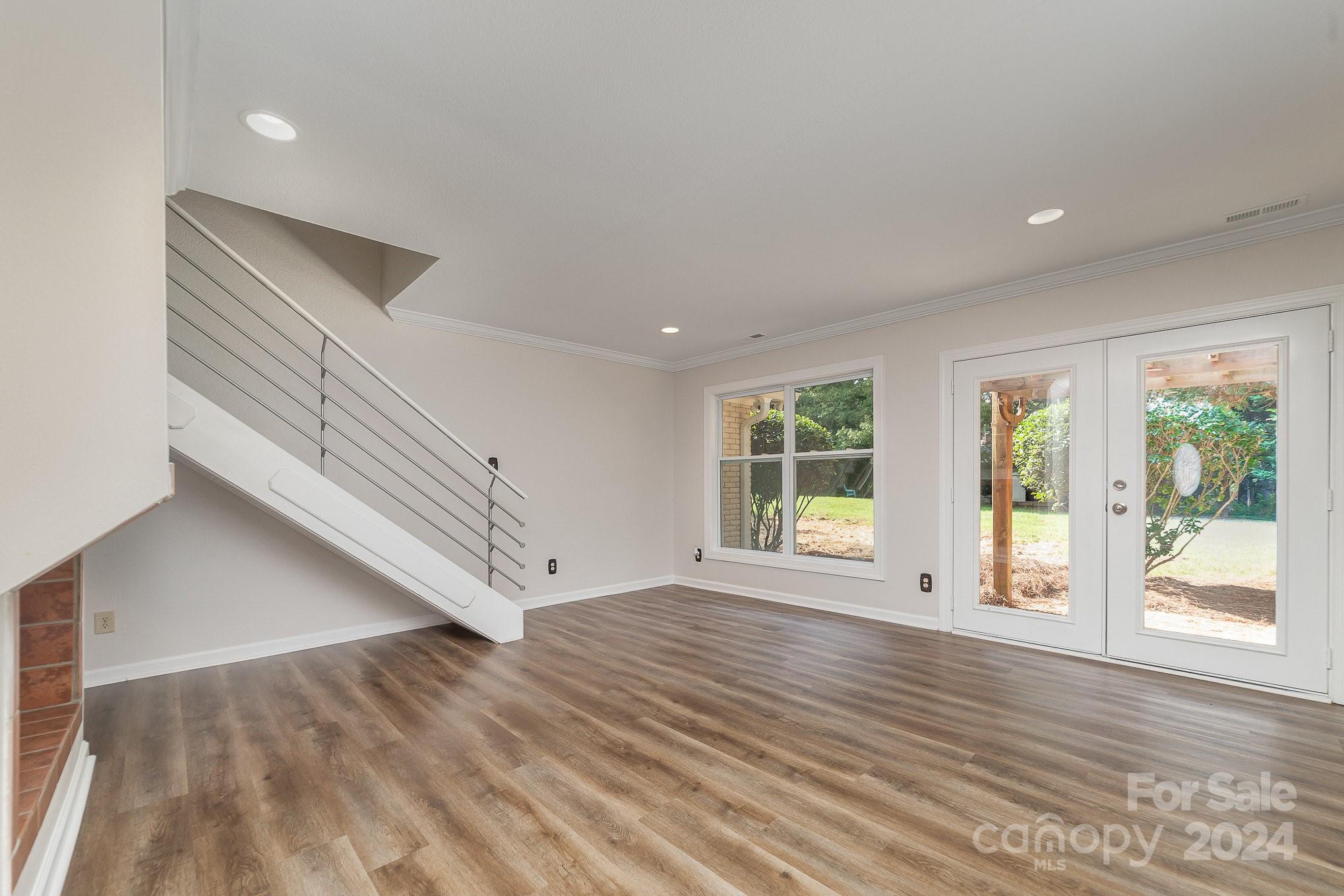 Property image 2 of 813 Malotte Lane in Robinson Heights, Gastonia, NC 28054