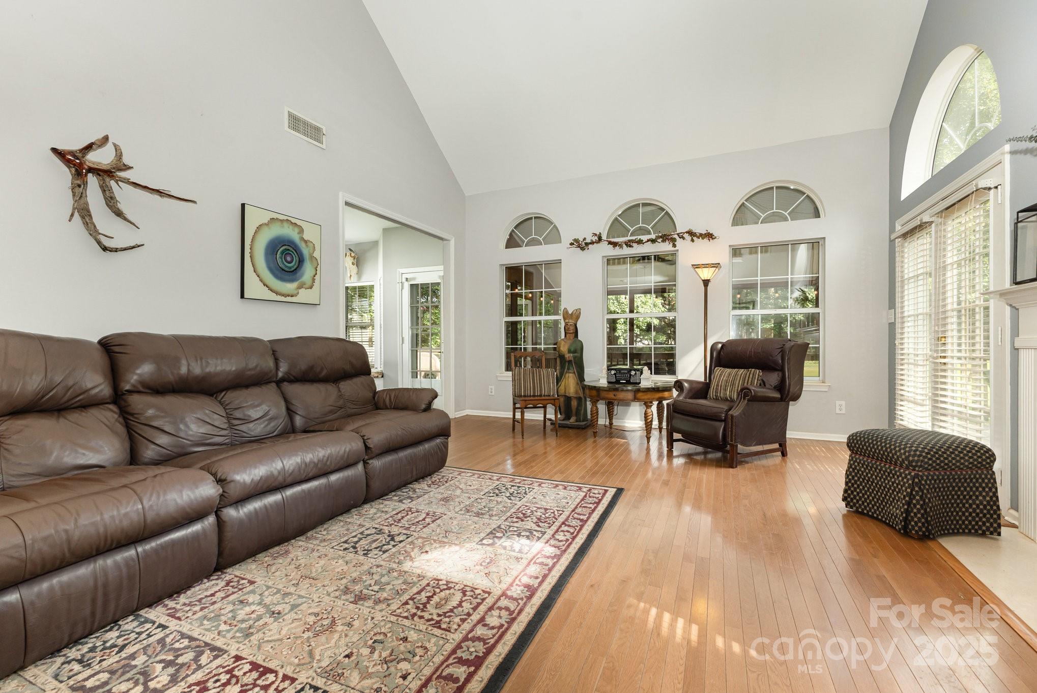 Property image 4 of 126 Greenhill Lane in Morrison Cove, Mooresville, NC 28117