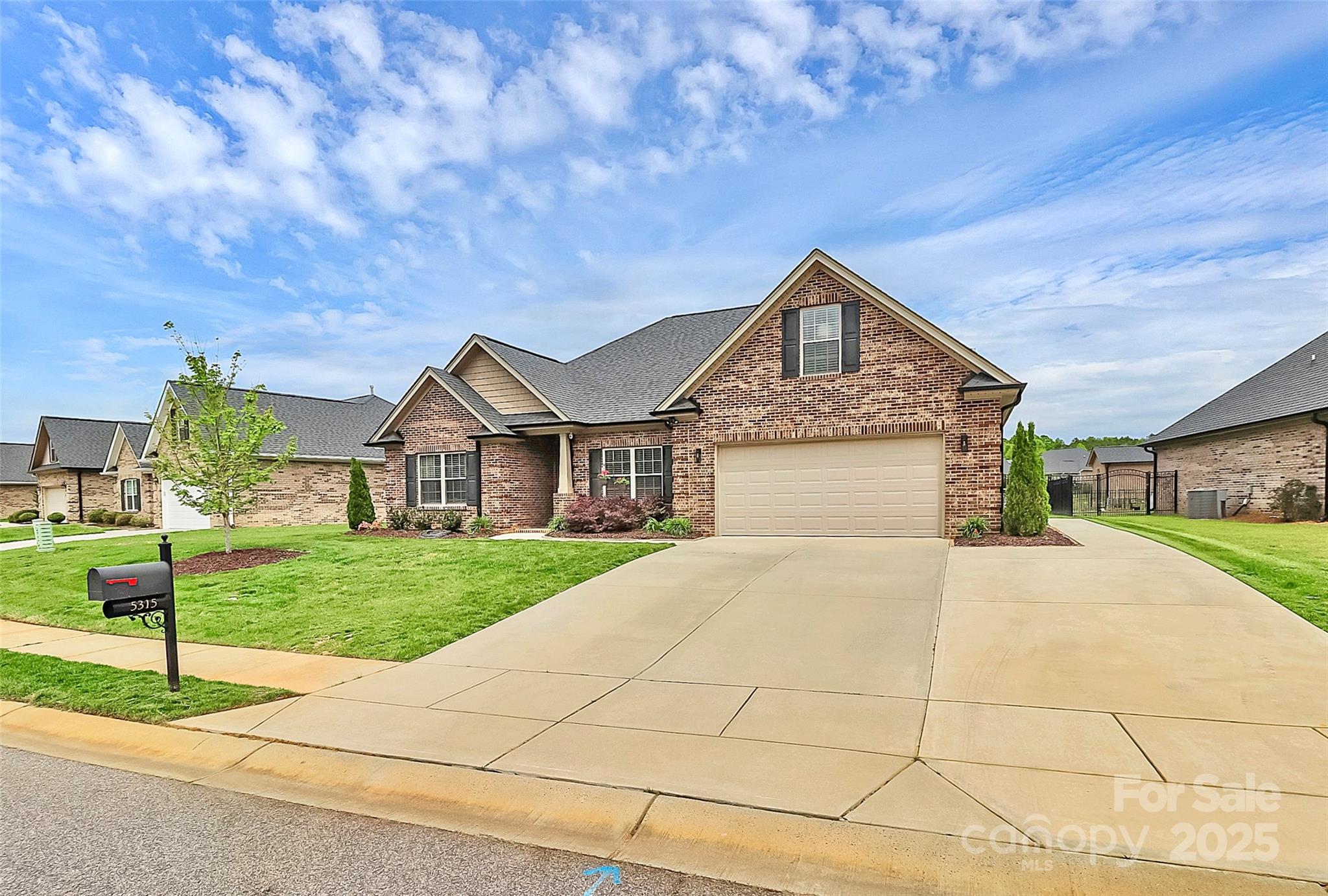 Property image 4 of 5315 Sustar Drive in Crooked Creek Estates, Monroe, NC 28110