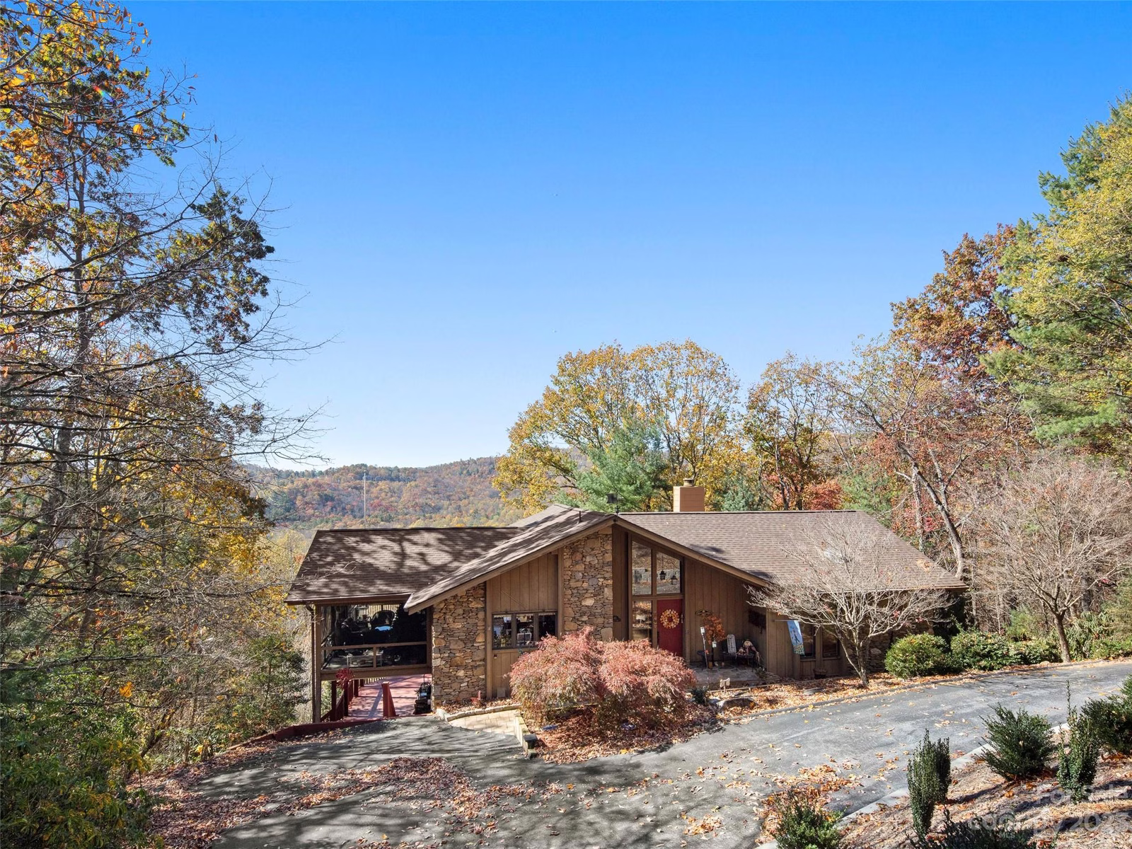 Property image 1 at 65 Mimosa Way, Hendersonville, NC 28739