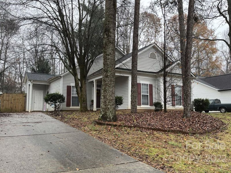 7813 Pence Pond Lane