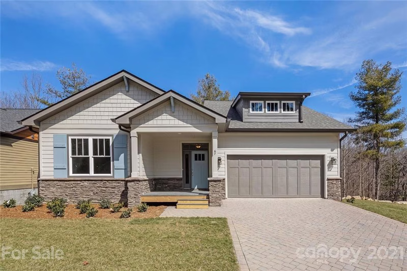 217 Hogans View Circle