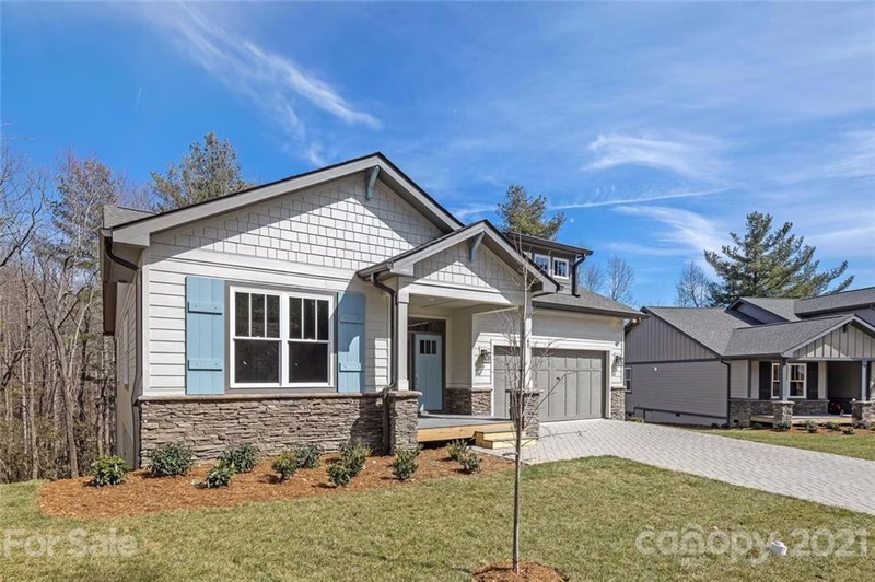 Property image 2 at 217 Hogans View Circle, Hendersonville, NC 28739