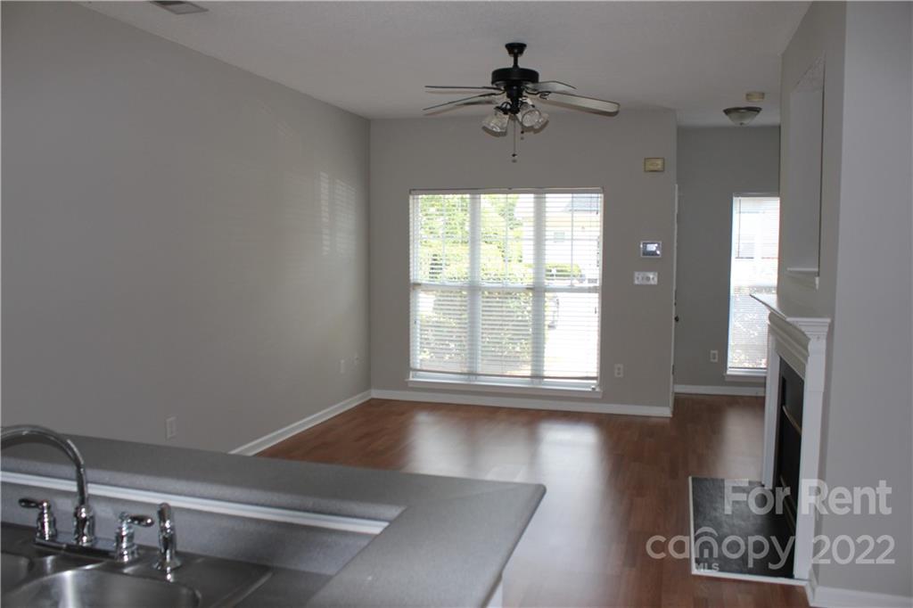 Property image 4 of 6324 Mallard View Lane in Mallard Square, Charlotte, NC 28269