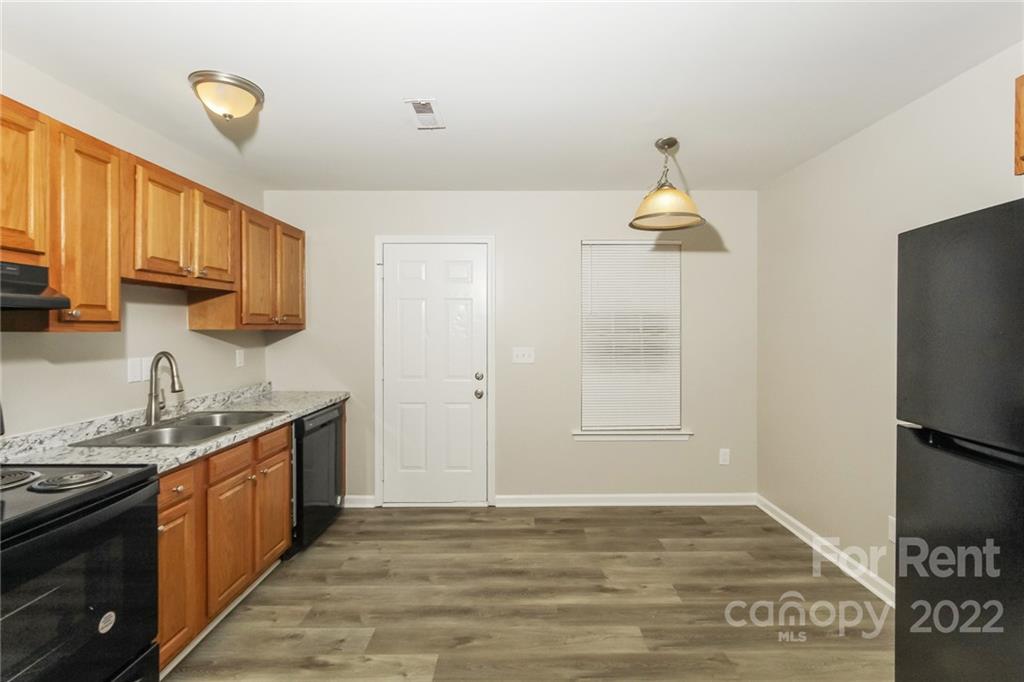 Property image 3 of 4105 Atmore Street in Howie Acres, Charlotte, NC 28205